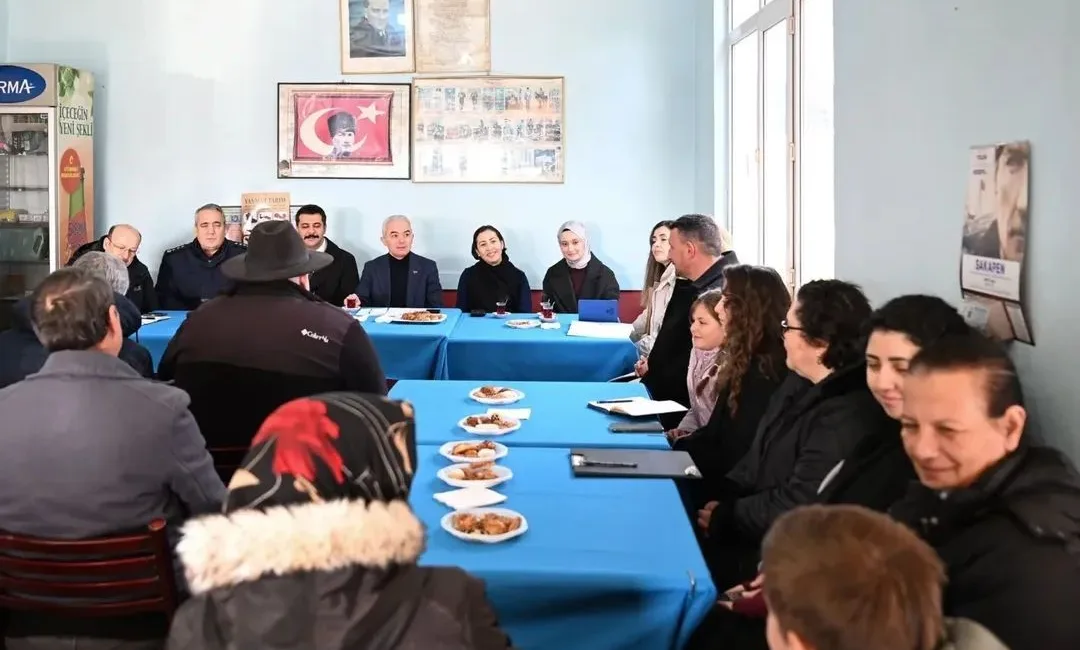 Kırklareli Valisi Uğur Turan, ilçe gezileri kapsamında Pehlivanköy ilçesi Yeşilova