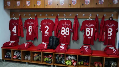 Ayvalık futbolunun köklü temsilcisi Ayvalıkgücü Belediyespor, kulübün şanlı tarihine yakışır