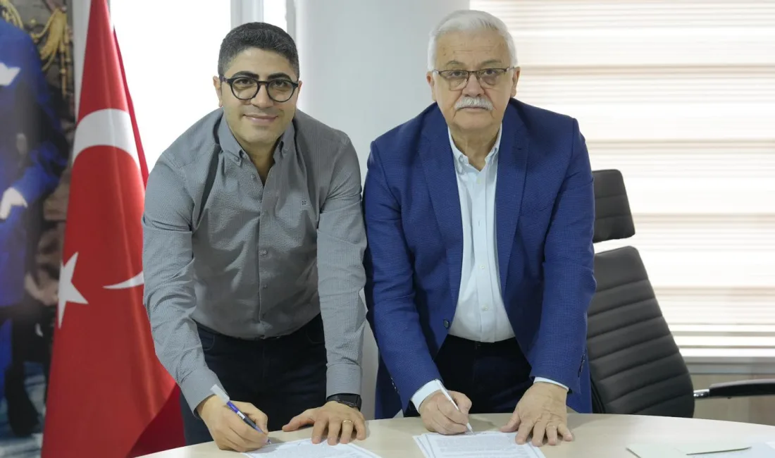 Burhaniye Belediyesi, ilçede faaliyet gösteren spor kulüpleriyle protokol anlaşmaları imzalayarak