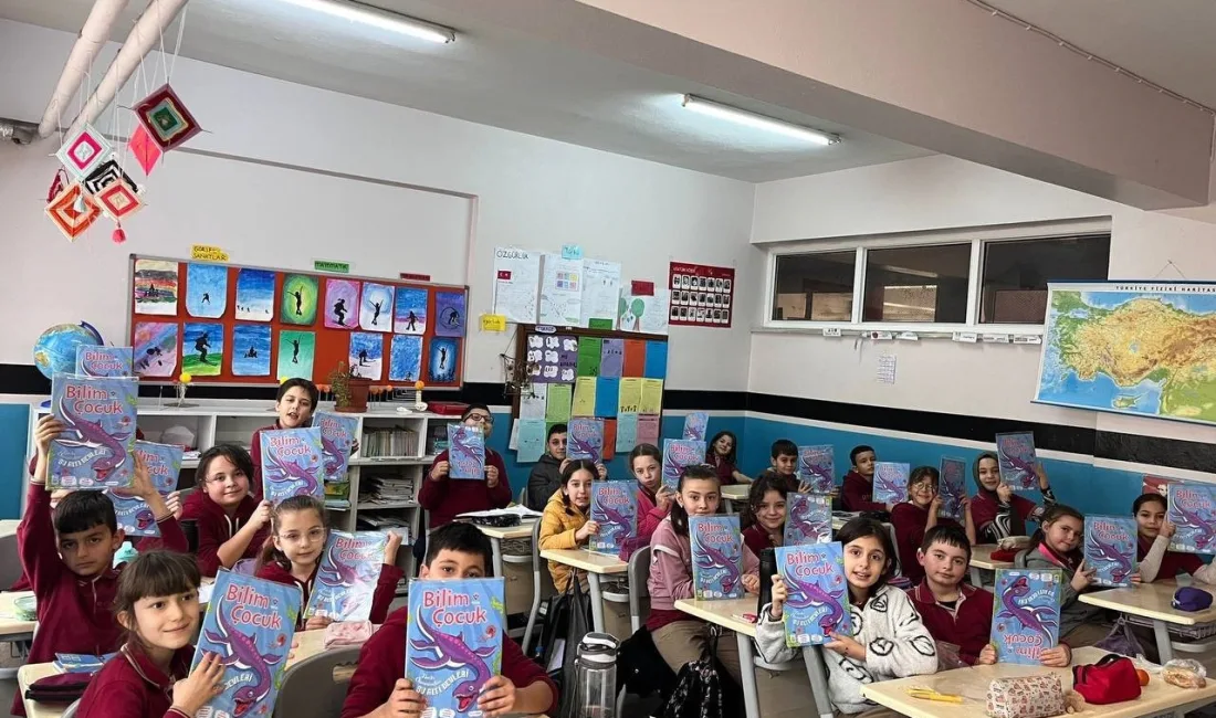 Sakarya Büyükşehir Belediyesi öncülüğünde hayata geçirilen “Bilim Tohumları ile Büyüyen