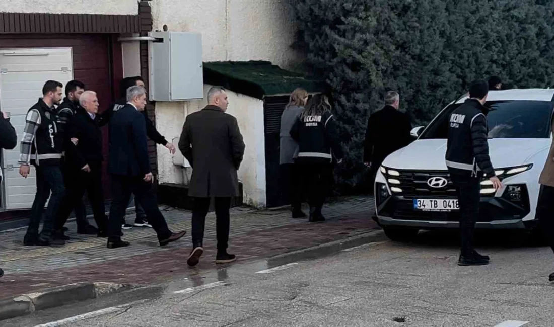 Bursa Büyükşehir Belediye Başkanı Mustafa Bozbey’in de aralarında bulunduğu 55