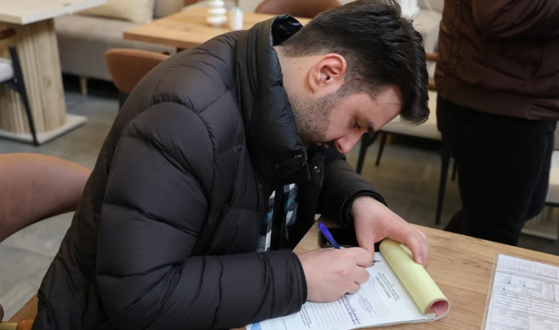 Kartepe’de belediye ekiplerince ticari işletmelerin yasal mevzuata uygunluğuna yönelik ruhsat