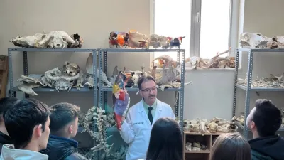 Sındırgı Makbule Efe Anadolu Lisesi öğrencileri, mesleki farkındalıklarını artırmak amacıyla