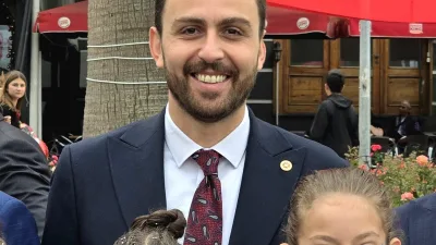 Bugün, millî egemenliğimizin millet iradesiyle taçlandığı, yarınlarımızın teminatı çocuklarımız için