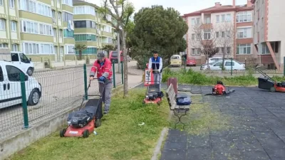 Bandırma Belediyesi, kent genelinde altyapıdan üstyapıya, çevre düzenlemeden bakım-onarım çalışmalarına