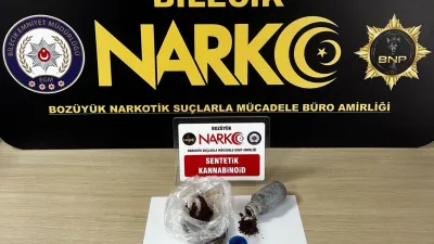 Bilecik’in Bozüyük ilçesinde düzenlenen uyuşturucu operasyonunda 1 şüpheli yakalandı. Edinilen