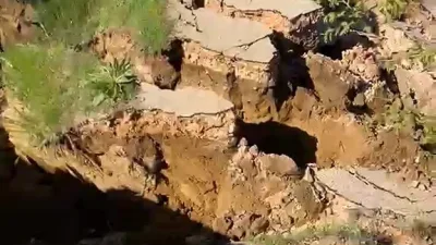 Bursa’nın İnegöl ilçesinde iki kırsal mahalleyi birbirine bağlayan yol, meydana