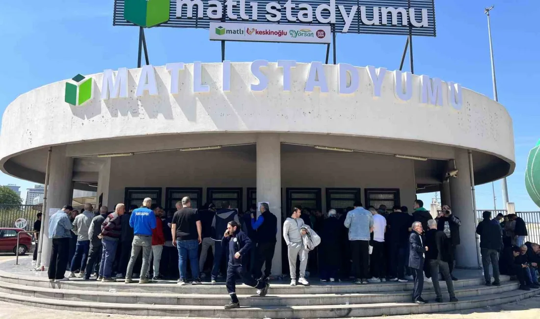 Bursaspor’da yeni sezon öncesi kombine satışlarının başlaması, taraftarı hem heyecanlandırdı