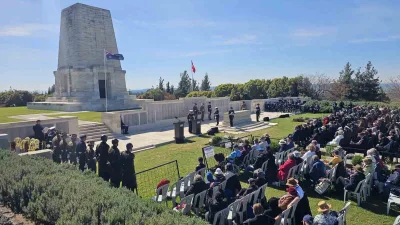 Çanakkale Kara Savaşları’nın 111’inci yılında Lone Pine (Yalnız Çam) Anıtı’nda