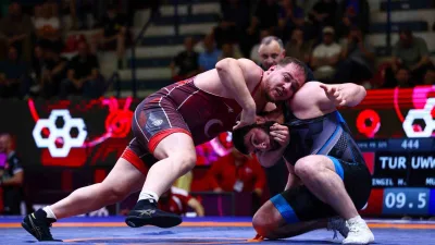 Milli güreşçi Hakan Büyükçıngıl, Avrupa Şampiyonası’nda Ermeni rakibi Khachatur Khachatryan’ı