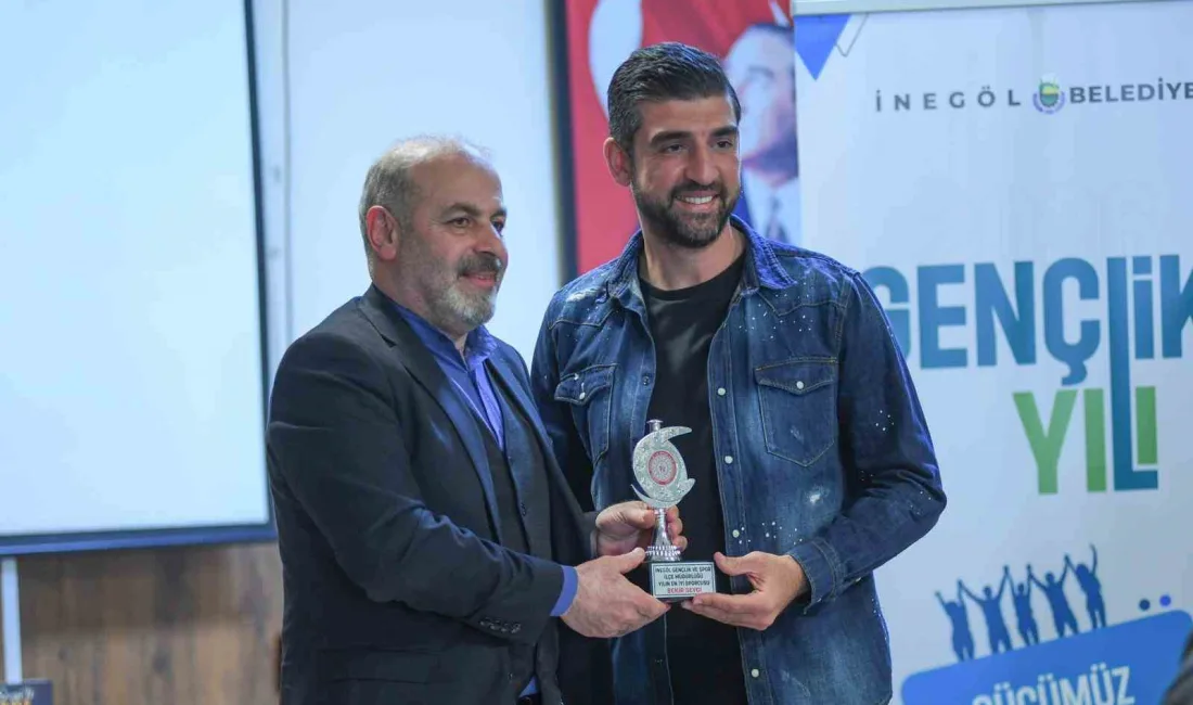 Sultan Su İnegölspor’un başarılı kalecisi Bekir Sevgi, İnegöl Gençlik ve