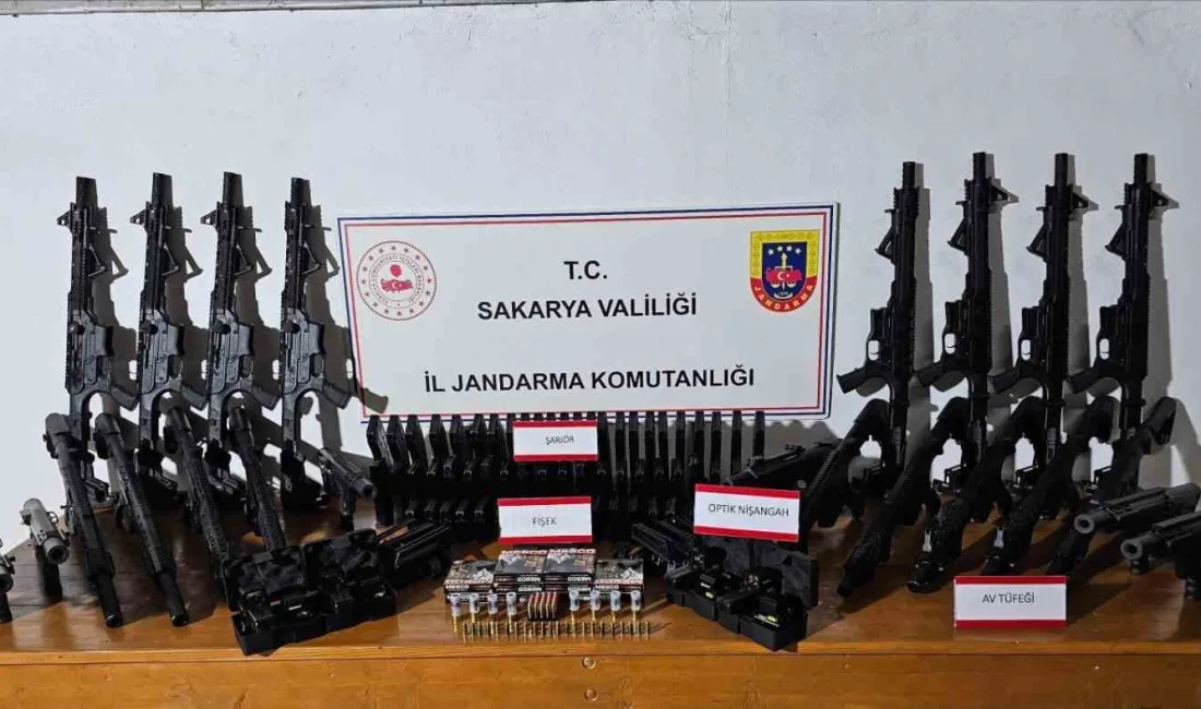 Sakarya’nın Geyve ilçesinde silah kaçakçılığına yönelik yapılan operasyonda 2 şüpheli