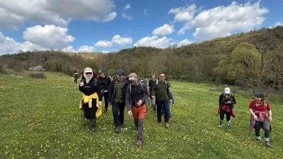 Gebze’de Ballıkayalar Tabiat Parkı’nda doğa tutkunları ve araştırmacılar, yaklaşık 10