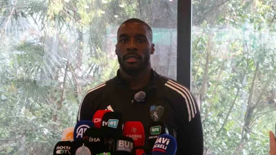 Kocaelisporlu futbolcu Massadio Haidara, “Düşmemek için mücadele eden takımlara karşı