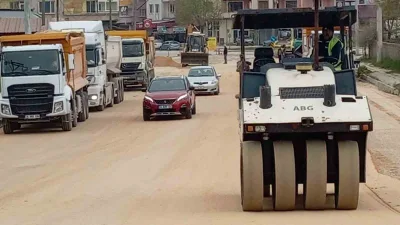 Kent genelinde ulaşım yatırımlarını sürdüren Bursa Büyükşehir Belediyesi, Mustafakemalpaşa ilçesinde