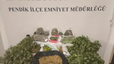 İstanbul Emniyet Müdürlüğünce Pendik’te düzenlenen uyuşturucu operasyonunda toplam 10 kilo