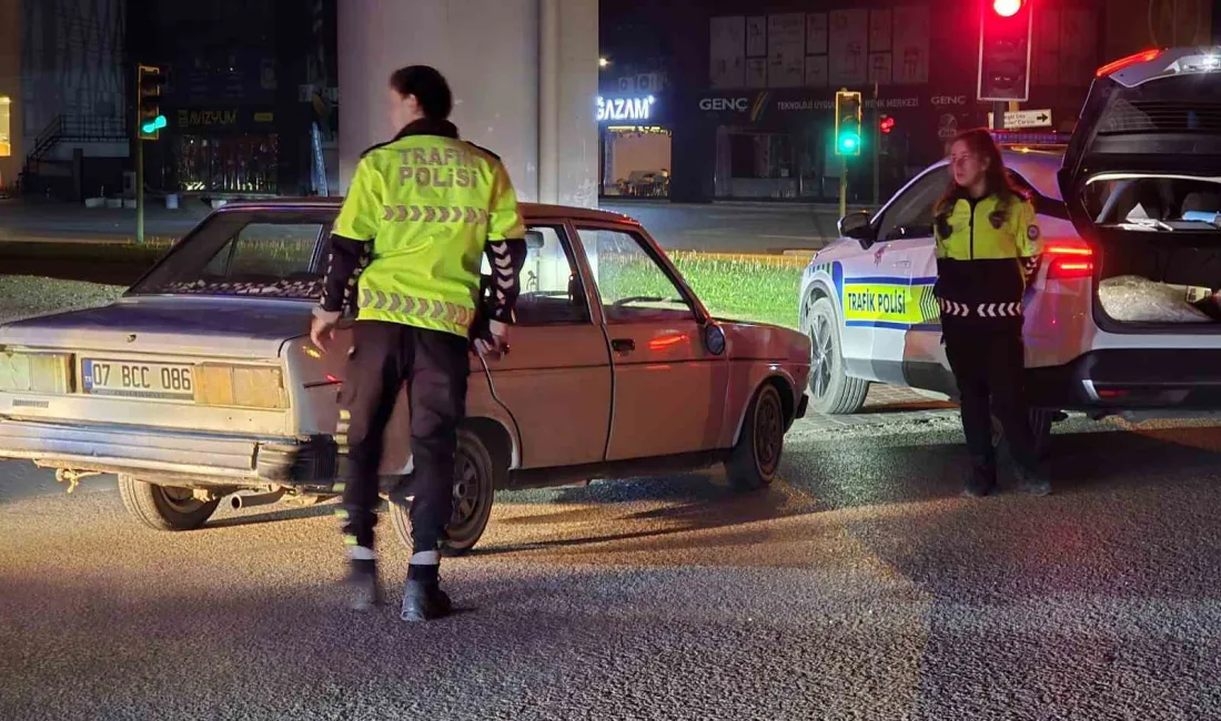 Bursa’nın İnegöl ilçesinde, polisin kovalamacası sonucu yakalanan alkollü sürücüye 400