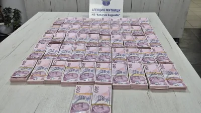 Edirne Kapıkule Sınır Kapısı’ndan çıkarak Bulgaristan’ın Kaptan Andreevo gümrüğüne giren