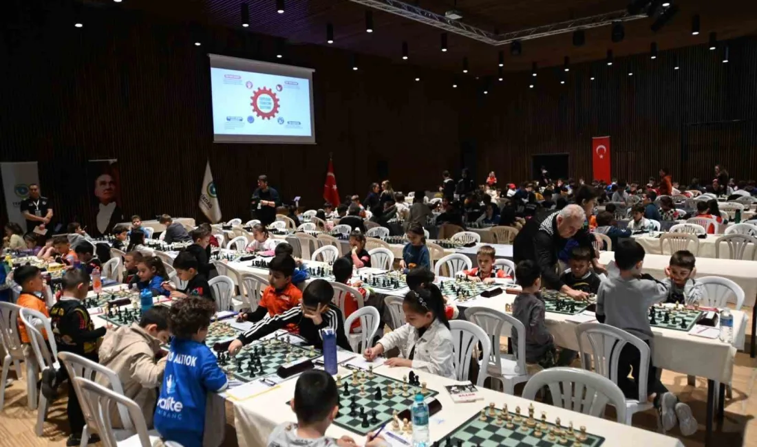 Tekirdağ Büyükşehir Belediyesi tarafından düzenlenen 23 Nisan Ulusal Egemenlik ve