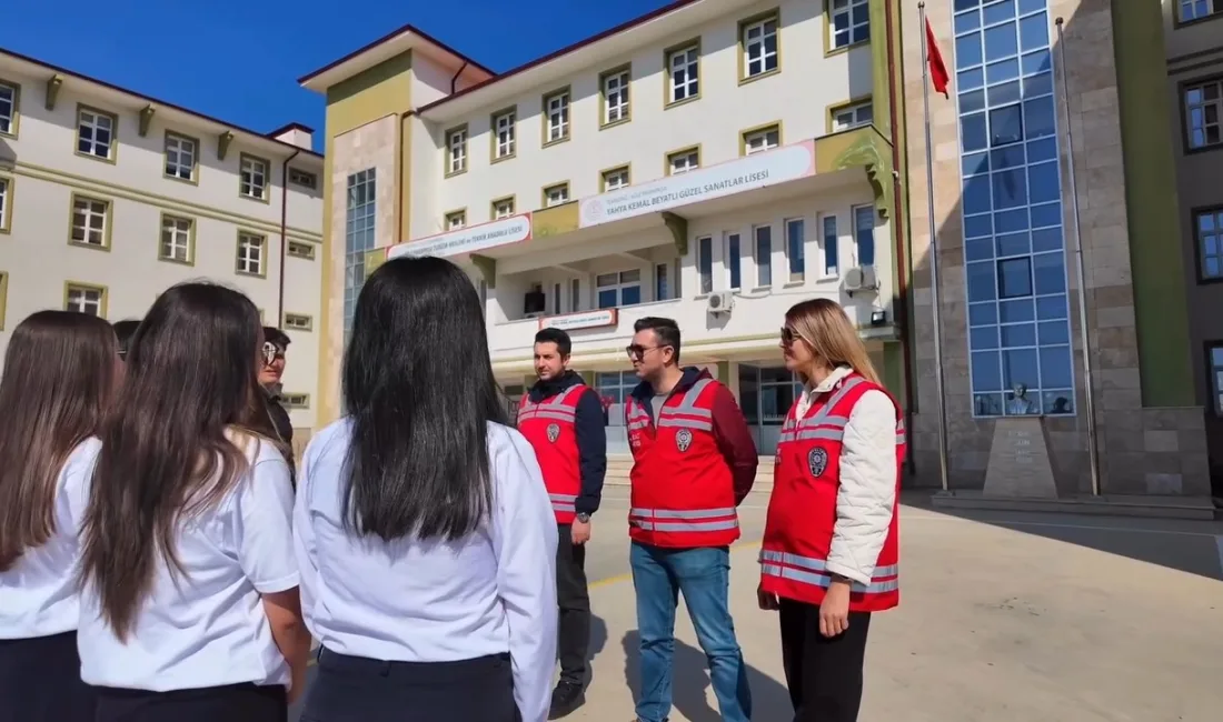 Kahramanmaraş ve Şanlıurfa’daki silahlı saldırıların ardından Tekirdağ’da okul çevrelerinde güvenlik
