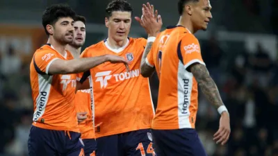 Trendyol Süper Lig’in 31. hafta açılış müsabakasında RAMS Başakşehir, sahasında
