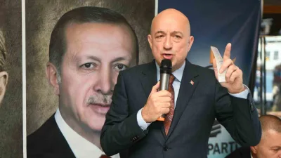 AK Parti Çanakkale Merkez İlçe Başkanlığı tarafından düzenlenen bayramlaşma programında