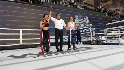 Antalya’da düzenlenen Uluslararası Kick Boks Turnuvasında ringe çıkan Bağcılar Belediyesi