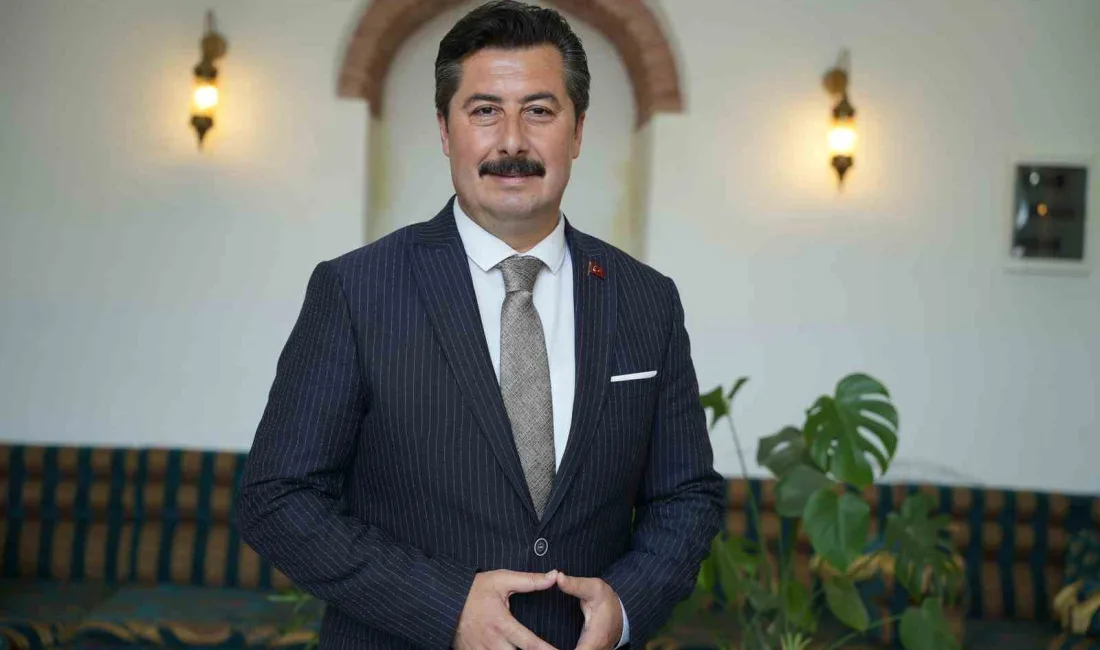 Yenişehir Belediye Başkanı Ercan Özel, Yenişehirlilerin huzurlu bir bayram geçirmesi