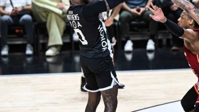 Türkiye Sigorta Basketbol Süper Ligi play-off çeyrek final ilk maçında