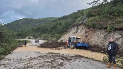 Bilecik’te yağan sağanak yağış sonrası hayat adeta felç olurken, bir