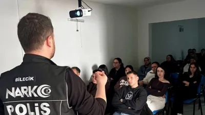 Bilecik’in Bozüyük ilçesinde NARKOREHBER eğitimi verildi. Edinilen bilgilere göre, Bilecik