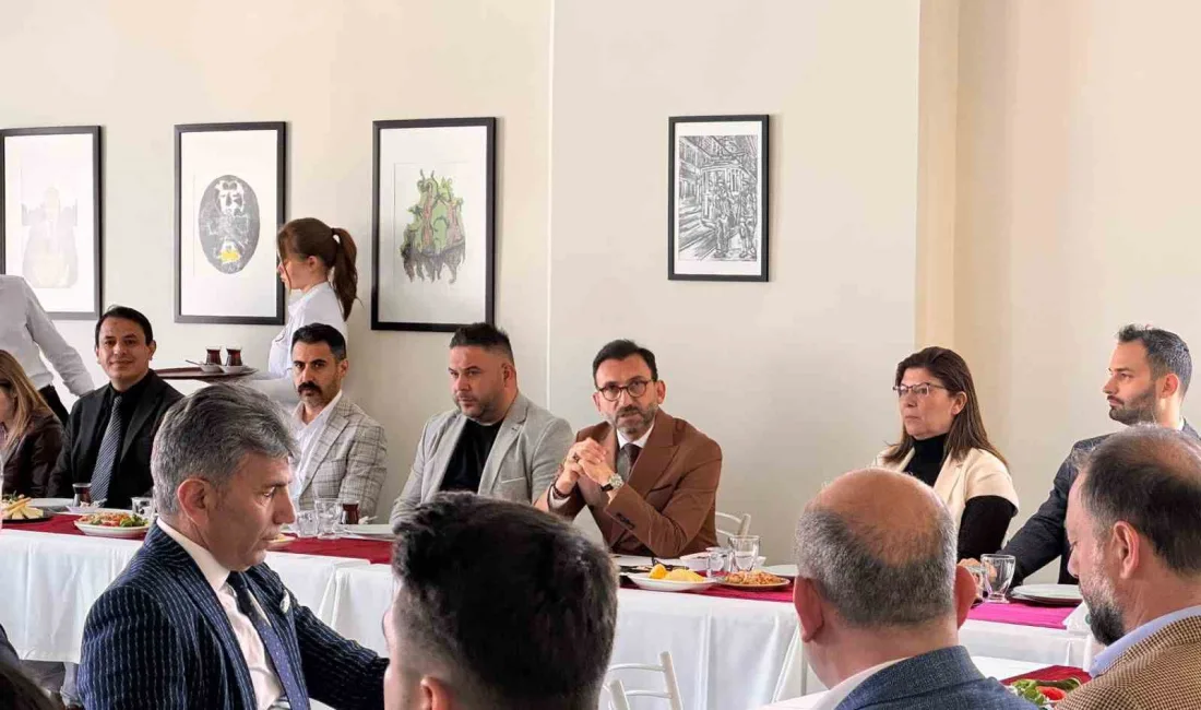 Burhaniye ilçesinde, Uygulamalı Bilimler Fakültesi’nde, akreditasyon çalışmaları kapsamında gerçekleştirilen Dış