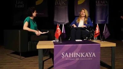 Şahinkaya Eğitim Kurumları tarafından düzenlenen ’Tea&Talk Yaşamdan Dersler’ konferansları, farklı