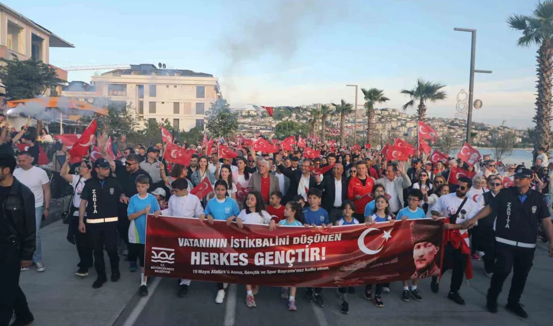 Büyükçekmece Belediyesinin düzenlediği program ile 19 Mayıs Atatürk’ü Anma, Gençlik