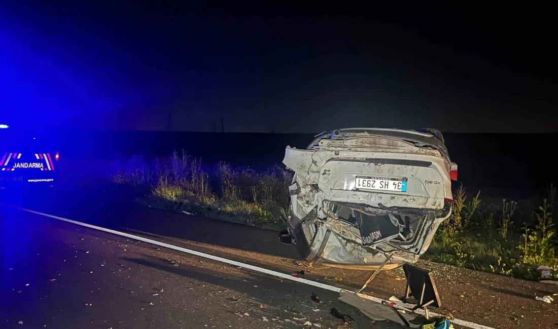 Tekirdağ’ın Çorlu ilçesinde sürücüsünün direksiyon hakimiyetini kaybettiği SUV tipi araç,