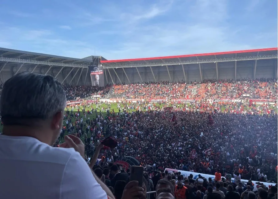 Çorum, futbolcusuyla, yönetimiyle ve taraftarıyla kurduğu hayallerin son dönemecine girdi.