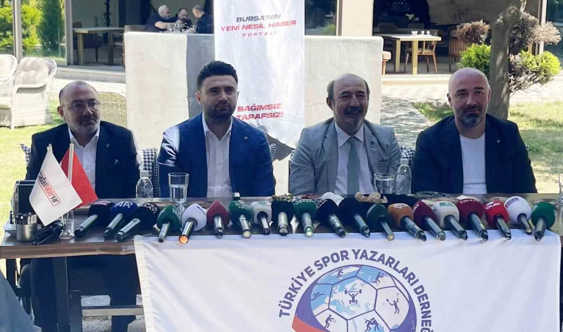 Bursaspor Başkanı Enes Çelik, takımın başarısında sadece futbolcuların ve teknik