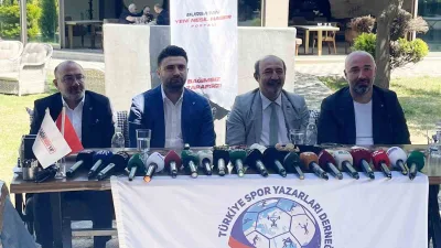 Bursaspor Başkanı Enes Çelik, takımın başarısında sadece futbolcuların ve teknik
