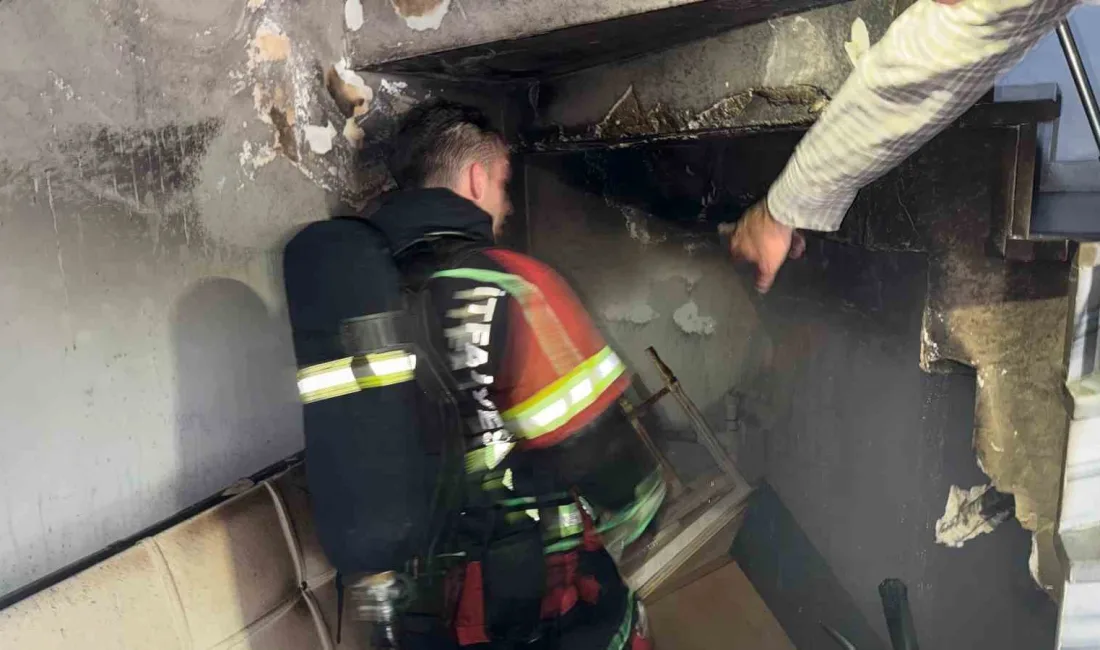 Balıkesir’in Erdek ilçesinde 2 katlı bir binanın giriş katında çıkan