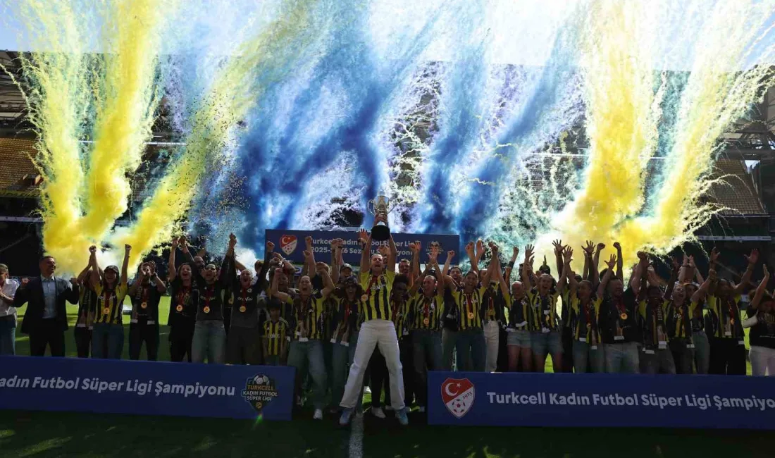 Turkcell Kadın Futbol Süper Ligi’nde şampiyonluğunu ilan eden Fenerbahçe, Ünye