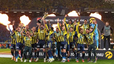 Trendyol Süper Lig’de 2025-2026 sezonunu 74 puanla tamamlayan Fenerbahçe, üst