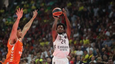 Euroleague Final-Four yarı final maçında İspanyol ekiplerinin mücadelesinde Real Madrid,