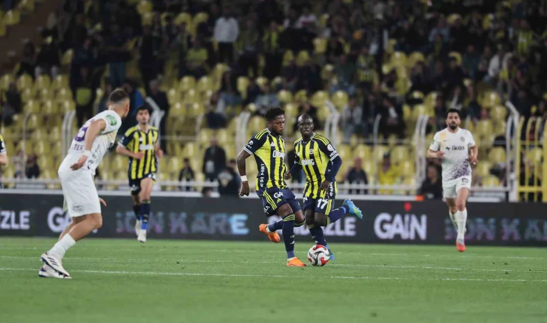 Fenerbahçe’nin Brezilyalı futbolcusu Fred, ligde son 3 maçta 5 gollük