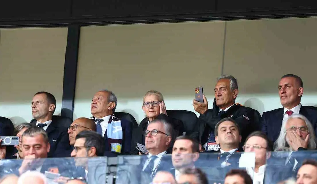 İngiltere’nin Aston Villa takımı ile Almanya temsilcisi Freiburg arasında Beşiktaş