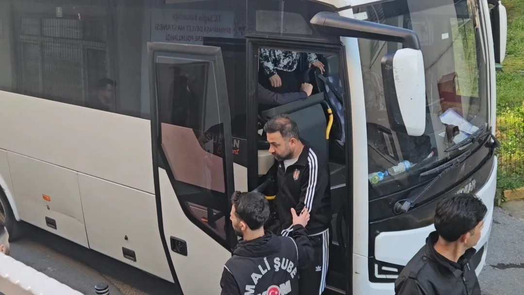 İSTANBUL (İHA)-İBB’ye yönelik yolsuzluk soruşturması kapsamında, İstanbul Büyükşehir Belediyesi Yol