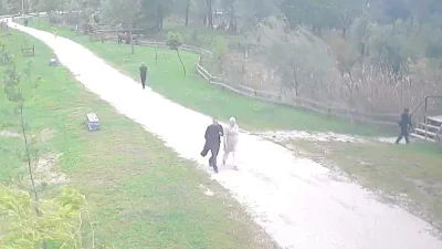 Sakarya’nın Arifiye ilçesindeki tabiat parkında yer alan gölette cansız bedeni