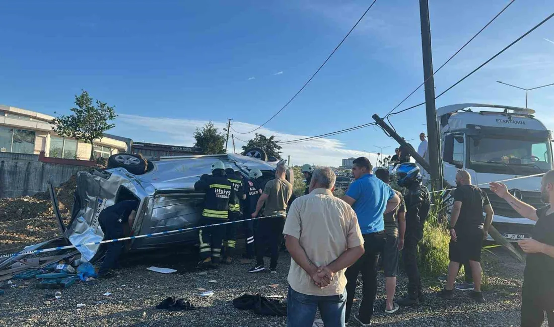Tekirdağ merkez Süleymanpaşa ilçesinde yolcu midibüsü ile hafif ticari aracın