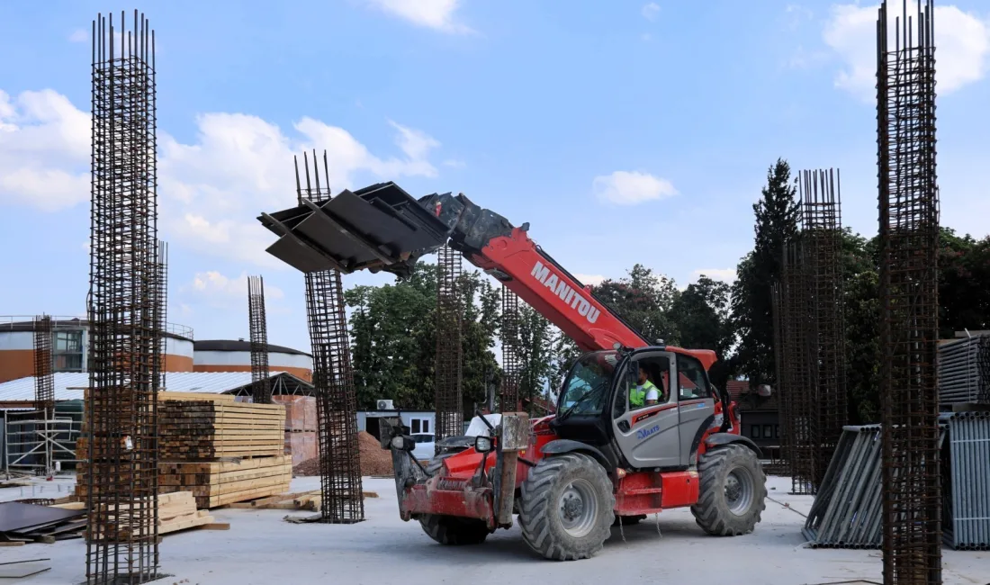 Kocaeli’de SEKA Kültür Alanı’nda hayata geçirilen Teknoşehir Projesi’nde çalışmalar yüzde