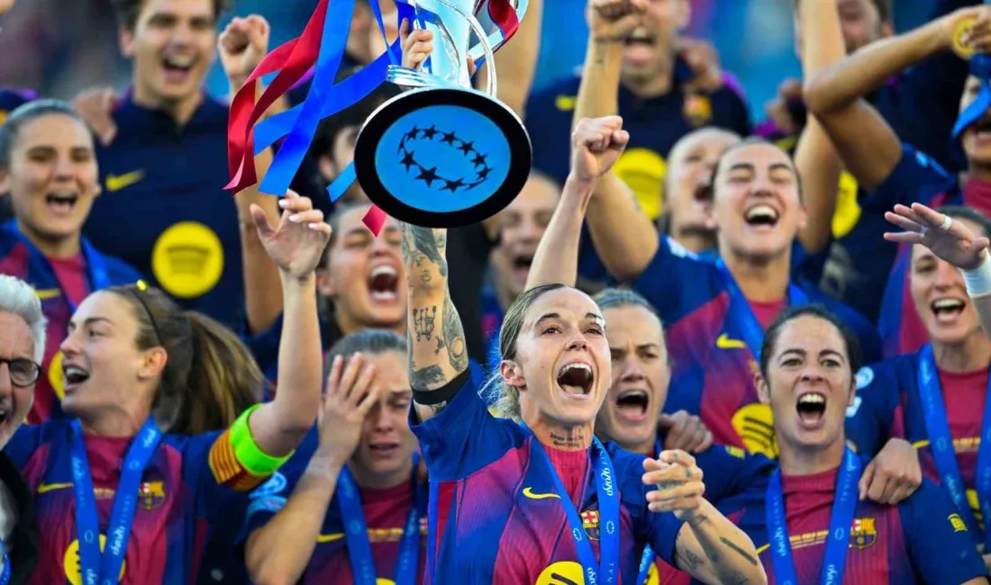 UEFA Kadınlar Şampiyonlar Ligi finalinde Lyon’u 4-0 mağlup eden Barcelona,