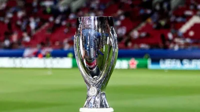 UEFA Şampiyonlar Ligi şampiyonu Paris Saint Germain (PSG) ile Avrupa